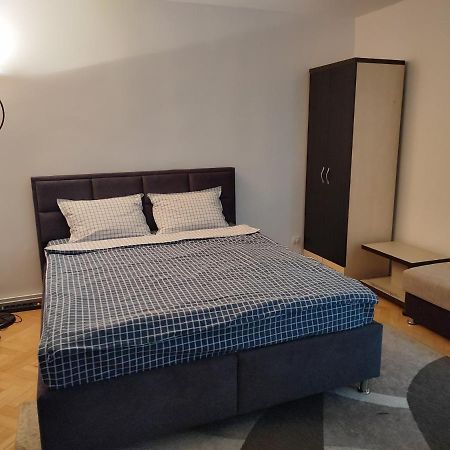 Dambu Studio Apartment Târgu-Mureş Exterior foto